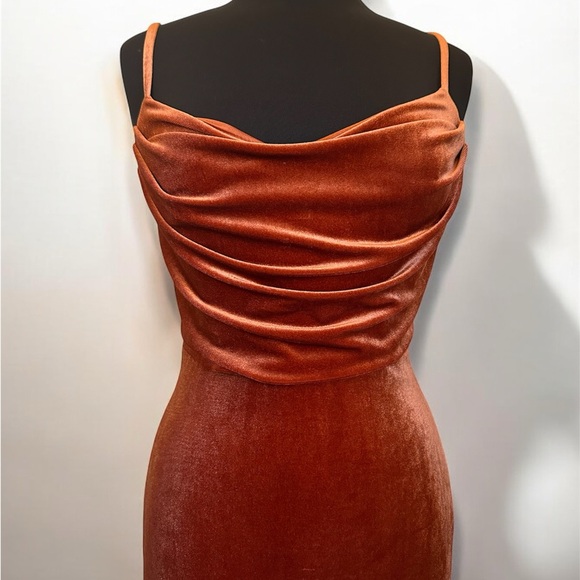 Rust cowl neck velvet bridesmaid dress - Picture 5 of 5